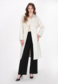 DreiMaster Ballonkabát - offwhite