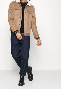 Brave Soul Pullover - black