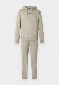 TRAIN CORE - Dressikomplekt - roasted cashew