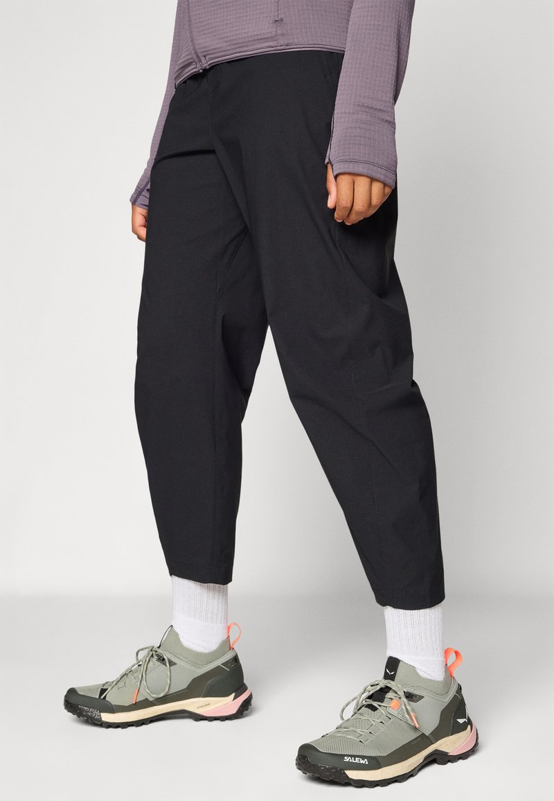 Pantalons Berghaus bleu en ligne