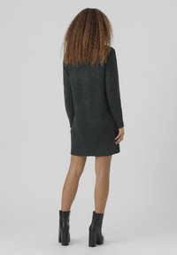 Vero Moda VMDOFFY O NECK DRESS - Obleka/pulover - pine grove