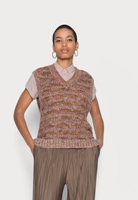 Saint Tropez KARISSA VEST - Camisola - cappuccino