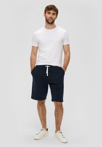 s.Oliver MIT ELASTIKBUND - Jogginghose - navy