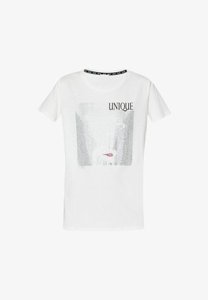 T-shirt in cotone bianco con stampa grafica che presenta la parola "UNIQUE" in nero, e un contorno di volto creato con piccoli puntini. Design a collo rotondo.