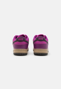 Nike Sportswear DUNK - Tenisky - viotech/black/hot fuchsia/khaki