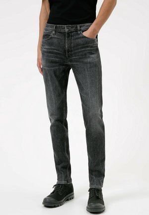 Jeansy Slim Fit