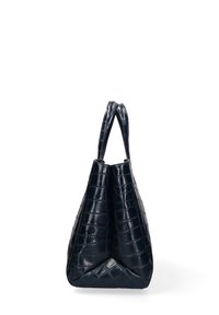 Borsa in finta pelle blu navy con motivo testurizzato a coccodrillo, forma triangolare e doppio manico. Finitura liscia con un fondo strutturato.