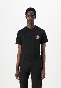 Jack & Jones JPSTKARL KURTIS SNAP TECH - Pantalones cargo - black