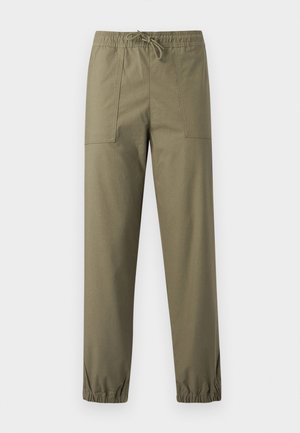 Παντελόνια σε ελιά πράσινο χρώμα κατασκευασμένα από λείο ύφασμα με ελαστική μέση, ρυθμιζόμενο κορδόνι και ελαστικές μανσέτες στους αστραγάλους.