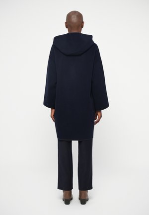 Κατάταξη 7: WEEKEND MaxMara - BERGEN - Κοντό παλτό