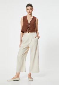 Koton Pantalon classique - beige