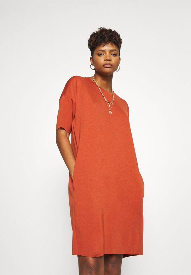 REGITZA DRESS - Trikoomekko - baked clay