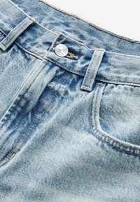 Next REGULAR FIT - SLOUCH - Denimshorts - mid blue