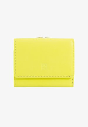 Portafoglio in pelle gialla con chiusura a pattina e cuciture visibili, con un piccolo logo in rilievo centrato sulla parte anteriore.