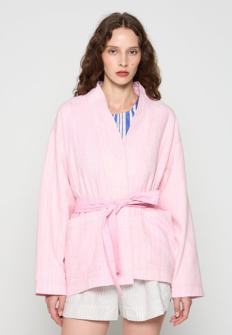 Vanessa Bruno Lichte jas donkerroze