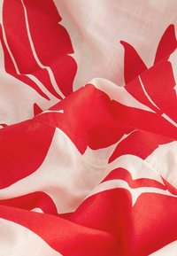 Next REGULAR FIT - Velika haljina - red white