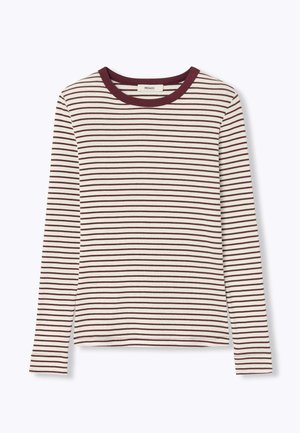 Chemise crème à manches longues avec fines rayures horizontales bordeaux et un col rond uni bordeaux, présentée à plat sur un fond blanc.