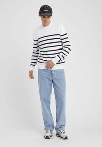 BZB Pullover - blanc