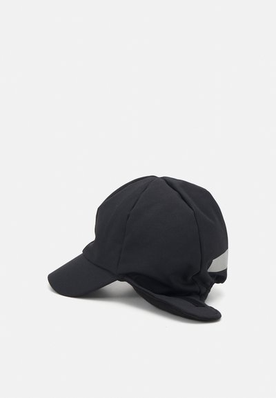 Black cap with a curved visor, made of soft fabric. Features a reflective strip along the front and flap sides. Lightweight and structured design.