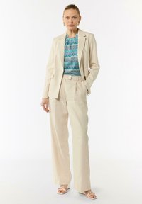 comma BEDRUCKTE MIT FALTENDETAIL - Camicetta - pastelltürkis