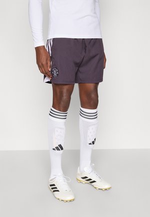 MANCHESTER UNITED 25/26 COMPETITION DOWNTIME SHORTS - Klubruházat - aurora black/purple tint