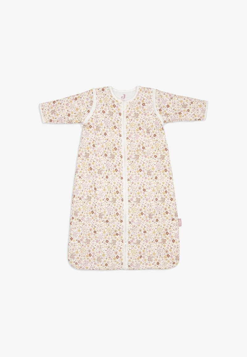 Blumen-Schlafsack mit weißem Grund, rosa, braunen und gelben Blumen, langen Ärmeln und einem mittigen Reißverschluss. Aus weichem Baumwollmaterial.