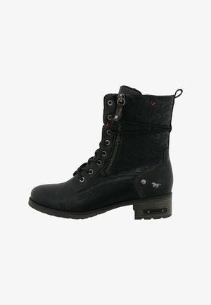 Mustang Stivaletti stringati - black