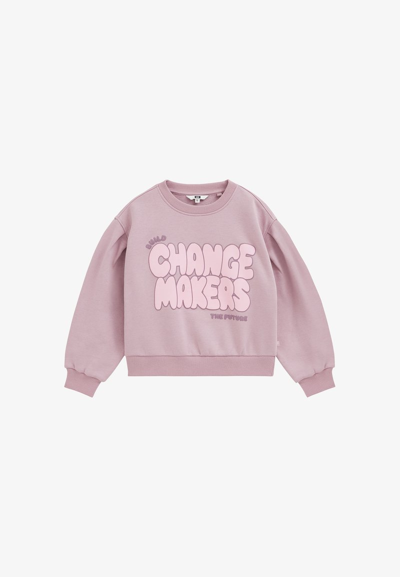 Sweat-shirt lilas à manches longues avec poignets et ourlet côtelés, affichant le texte "Build Change Makers The Future" en grosses lettres arrondies sur le devant.