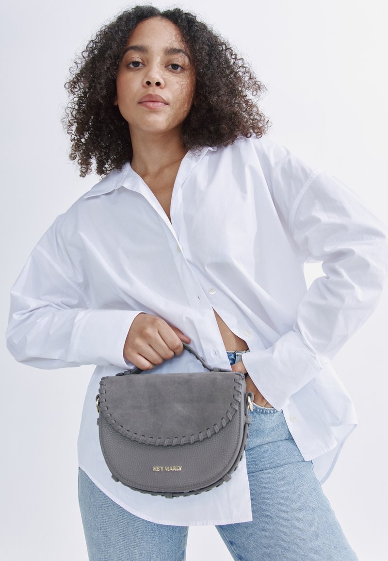 Hey Marly SOUL SISTER STITCHING - Handtasche - dunkelgrau