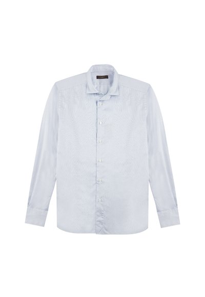 Camicia a maniche lunghe di colore blu chiaro realizzata in tessuto morbido, con chiusura a bottoni sul davanti, colletto classico e un sottile motivo a righe verticali.