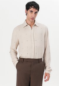 Libertine-Libertine ALERT TAILORED - Pantaloni - chocolate