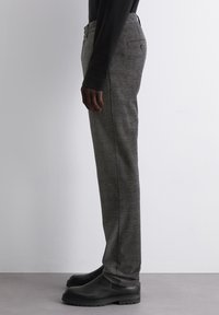 Marc O'Polo Chino - multi grey pin