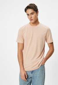 Koton - T-shirt basic