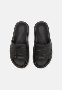 Thumbnail Image 5