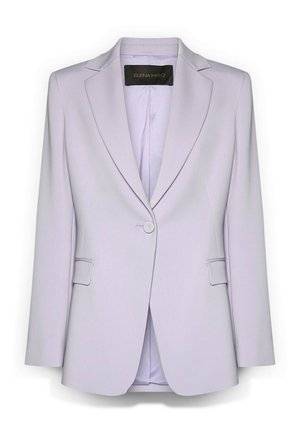Lavendelfarbener Blazer mit einem Knopf, mit Reverskragen, Pattentaschen und glattem Futter, mit dem Etikett Elena Mirò, vor weißem Hintergrund präsentiert.