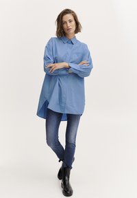 Fransa FRHALLIE - Gombos blúz - silver lake blue
