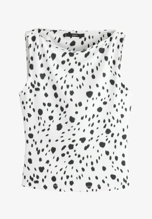 Blouse blanche sans manches avec des taches noires irrégulières à imprimé léopard et un col arrondi.