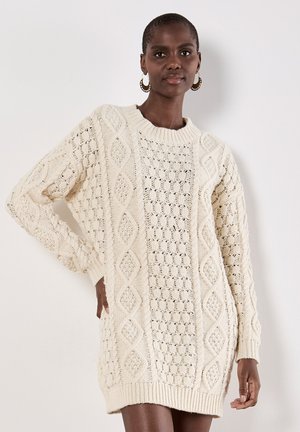 Strickkleid - stone