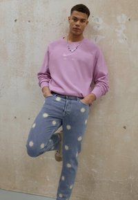 Nike Sportswear M M NSW NIKE AIR FT CREW - Sweatshirt - violet shock