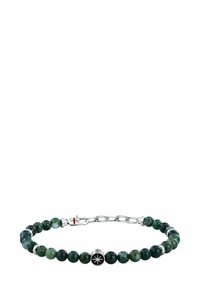 Bracciale con perle di Agata verde con dettagli e chiusura metallici, caratterizzato da un emblema rotondo nero e una sezione a catena collegata, design minimalista.