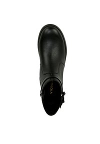 Stivale alla caviglia in pelle nera con punta arrotondata, finitura testurizzata, dettaglio fibbia laterale e tacco basso impilato. Interno con dettagli del logo.