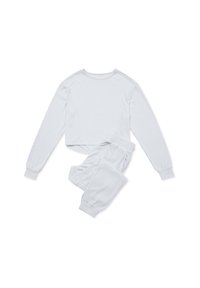 Jasnoszary, prążkowany zestaw dresowy składający się z długiego rękawa topu typu crop z okrągłym dekoltem oraz dopasowanych spodni z elastycznym paskiem i ściągaczami.