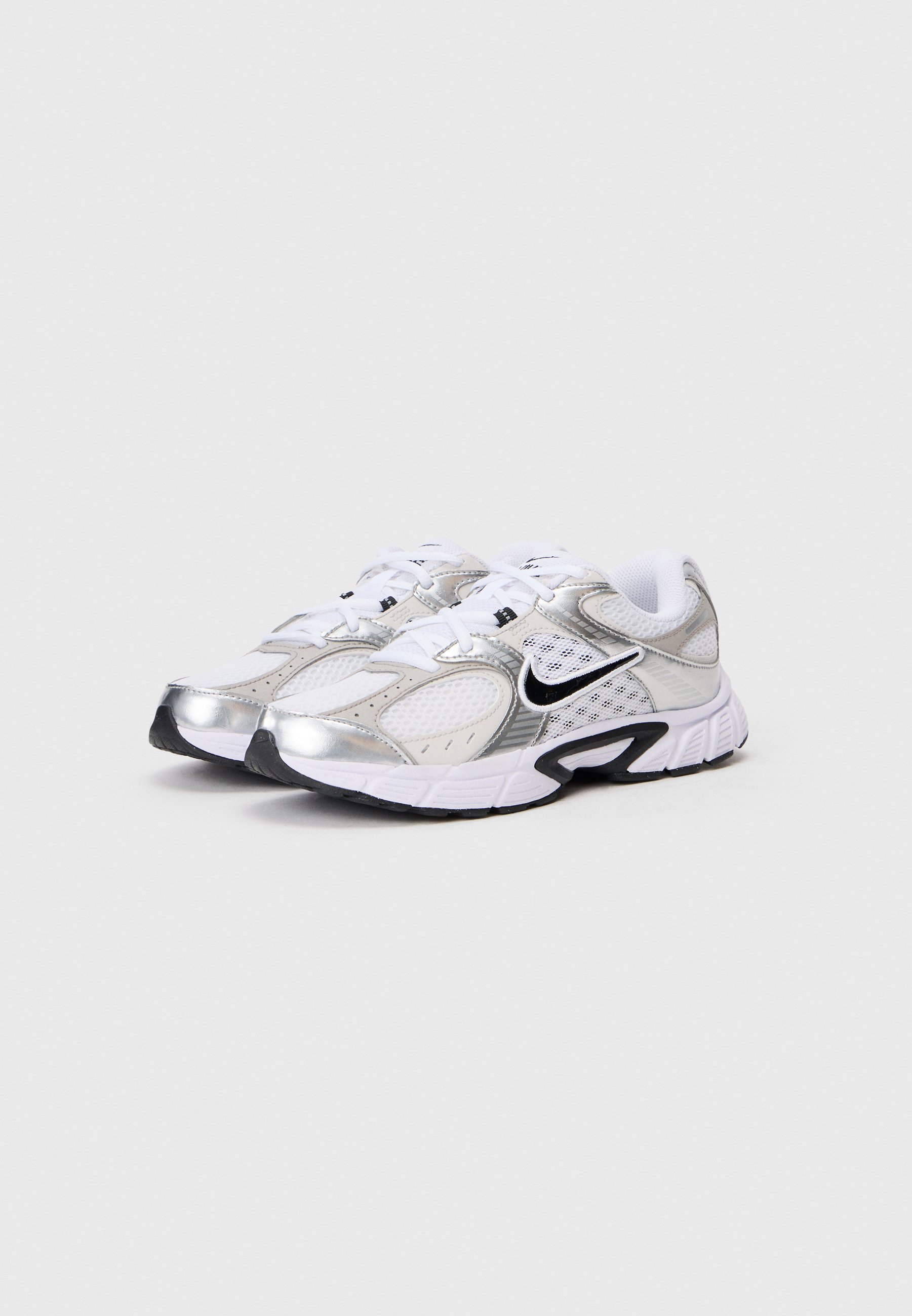 Nike Sportswear V5 UNISEX - Sneakers low - white/black/vast grey