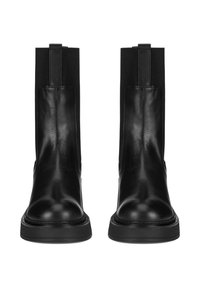 Mustad nahast pahkluusaapad, millel on sile disain, elastsed küljeplaadid ja tugev must tald. Sile tekstuur minimaalse kaunistusega.