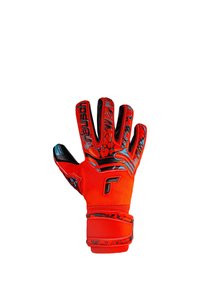 Gants de gardien de but rouges en latex, dotés d'une prise texturée, de doigts rembourrés et d'accents bleus. Sangle de poignet réglable pour un ajustement sécurisé.