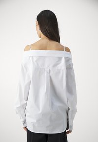 Good American Chemisier - off-white