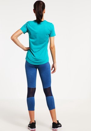 T-shirts print - green