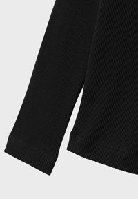 Name it NKFNAKAL LS NOOS - Maglietta a manica lunga - black