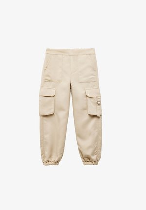 Pantaloni cargo beige con vita elastica, chiusura a bottone a pressione, due tasche laterali e due grandi tasche cargo con pattine.