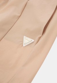 Guess MID WAIST  - Pantaloni cargo - beige